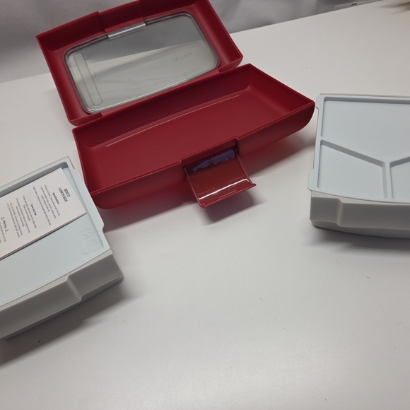 Red Food Storage Container - Picture 6 of 7